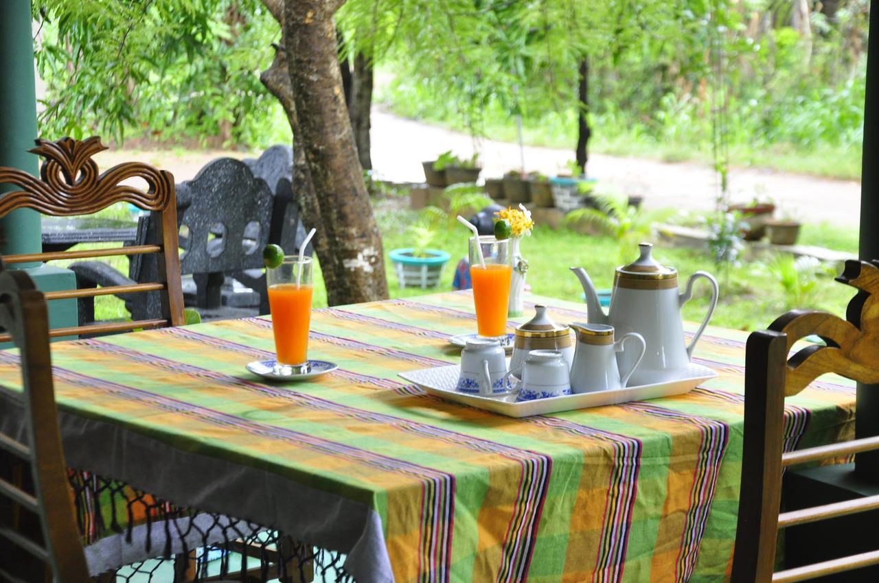 Rock Lake Home Stay Sigiriya Esterno foto